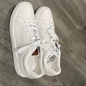 Coach Tennis Shoes - Size 8